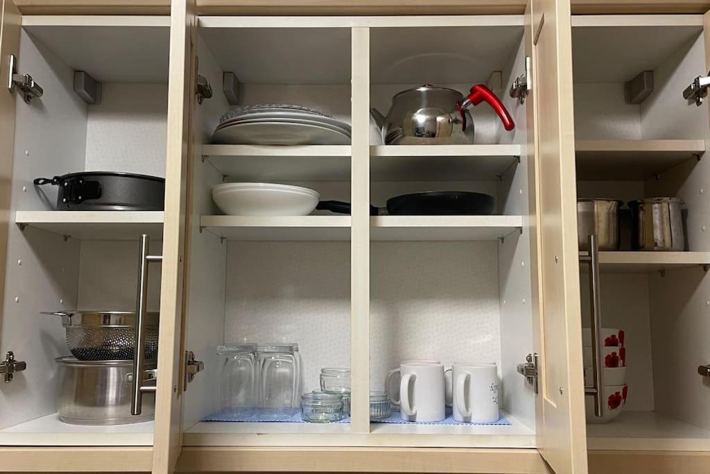 Cosy Flat For 4, Family Friendly, Private Parking, Close To Appartamento